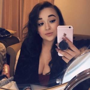 Meet your Posher, Natalie